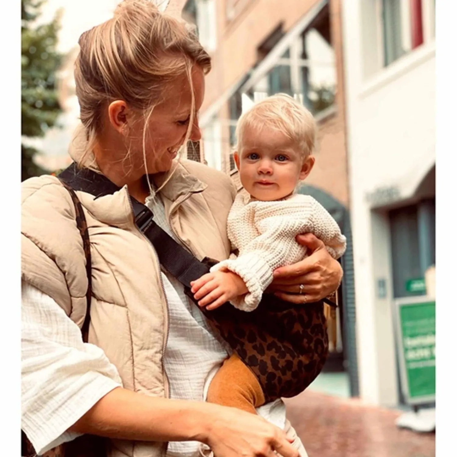 The Toddler Swing Bæresele Brown Leopard*Wildride Clearance